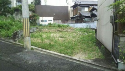 土地100坪!静かな住環境!