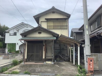 上野市駅まで徒歩10分,広小路駅も徒歩圏内! ■2階建ての5DKで家族に最適■注文住宅用地でも可!