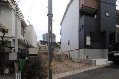 ☆建築条件なし更地
☆駅近!京阪「観月橋」駅徒歩3分