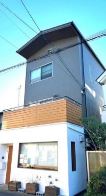 ☆店舗付き鉄骨造3階建ロフトあり
☆桃山城一望の眺望
☆2沿線利用可
