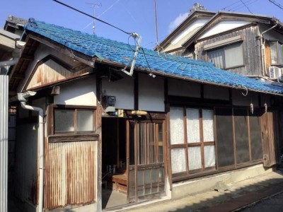 琵琶湖まで徒歩約2分！平屋建て。収益、セカンドハウスにも適す！
