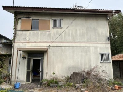 土地約197.47坪 建物二棟有り