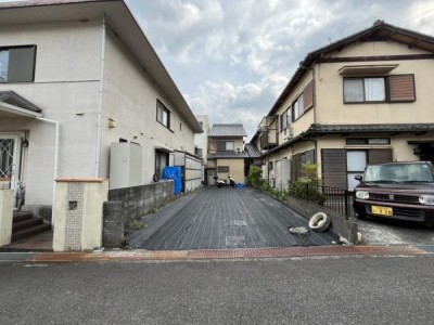 現況更地 土地約22.27坪