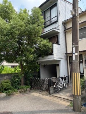 ☆平坦地
☆駐車1台可
☆3階建