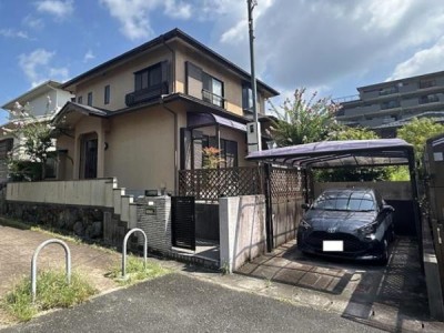 ☆LDKは20帖以上で広々
☆駐車1台可
☆トイレ2ヶ所あり