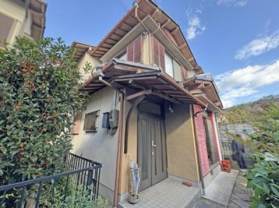 ☆２沿線利用可
☆全居室６帖以上
☆５ＤＫ
☆普通自動車１台駐車可