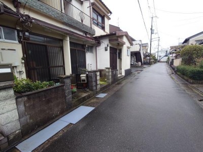 室内キレイにお使いです
令和7年12月 屋根補修、バルコニー防水施工 室内一部天井張り替え