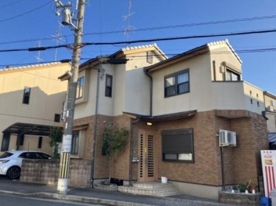 ☆駐車1台可
☆全居室6帖以上
☆屋根裏収納あり