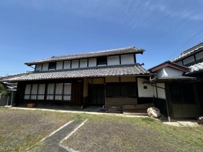 6DKの平家！古民家風でそのままでもお住まい可！蔵付き！