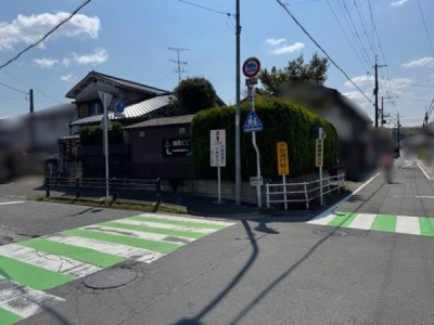 お好きな工務店で建築可能です。
解体更地渡し
買主様司法書士指定有