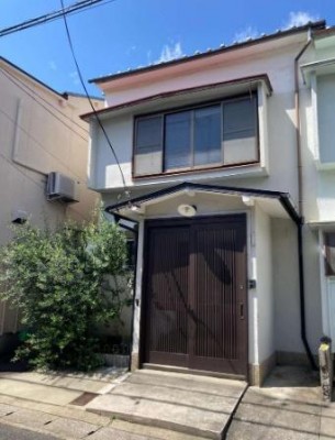 ☆京阪バス「川田道」停徒歩７分
☆閑静な住宅街
☆収益物件にもおすすめ
