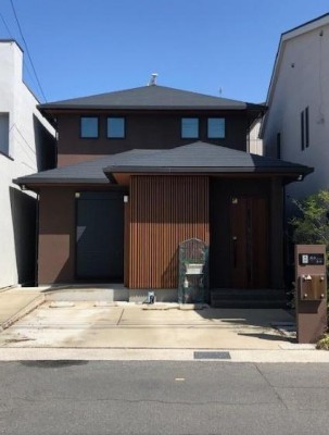 ☆裏庭でドッグランも可能
☆１階は車椅子対応
☆南向き
☆普通車２台＋軽自動車駐車可能
☆市バス「梅津西浦町」バス停徒歩２～３分
